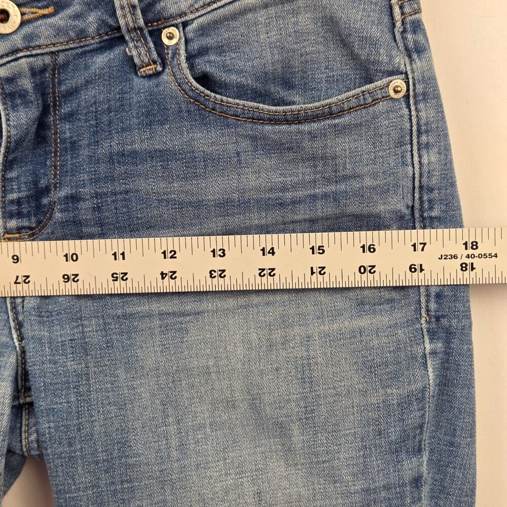 Lucky Brand Lolita Capri Light Wash Slim Fit Denim Jeans Size 6 - Picture 8 of 14